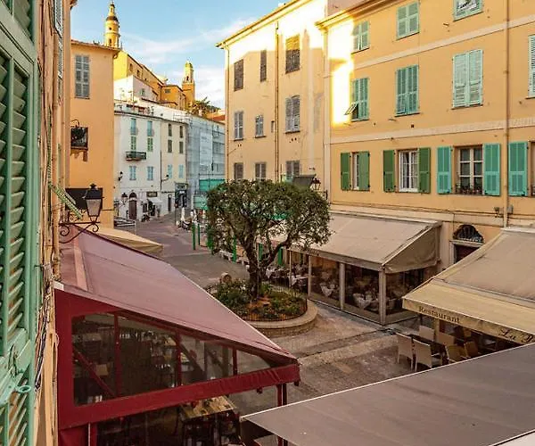 Les Fresques * Menton